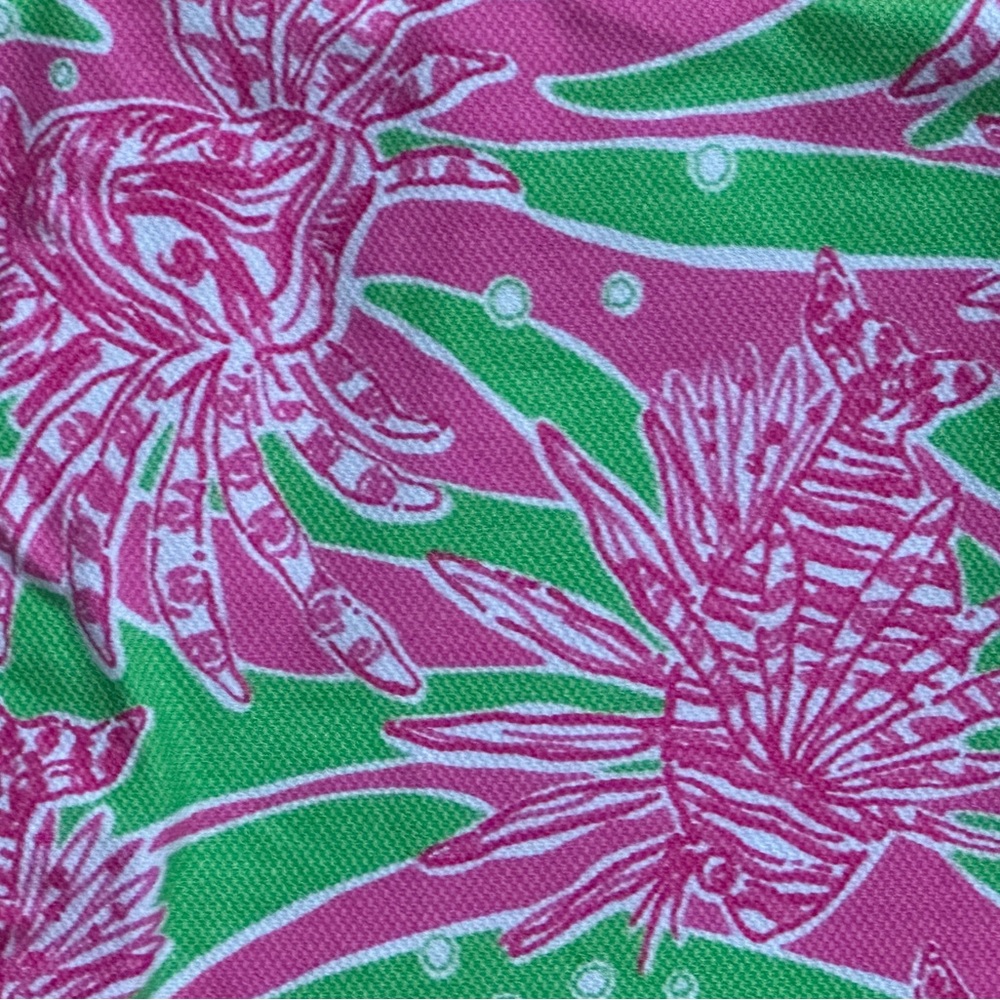 Lilly Pulitzer Size 4- Cropped 'Easy Tiger' Green Tiger fish pants, LIKE NEW! - Picture 5 of 6